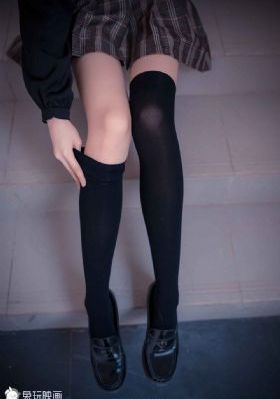 大友梨奈无删版三级情不自禁_BD韩语在线视频播放